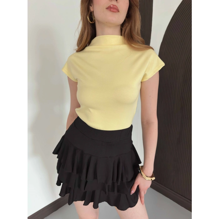 Slim Fıt Yarım Balıkçı Yaka Dar Kesim Bluz Sarı