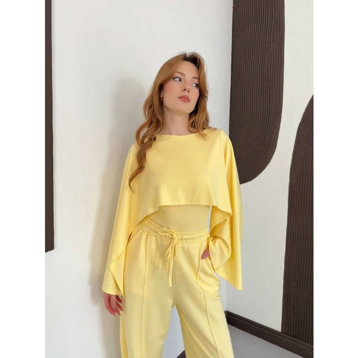 Pelerin Detaylı Bluz Bel Lastikli Pantolon Takım Sarı