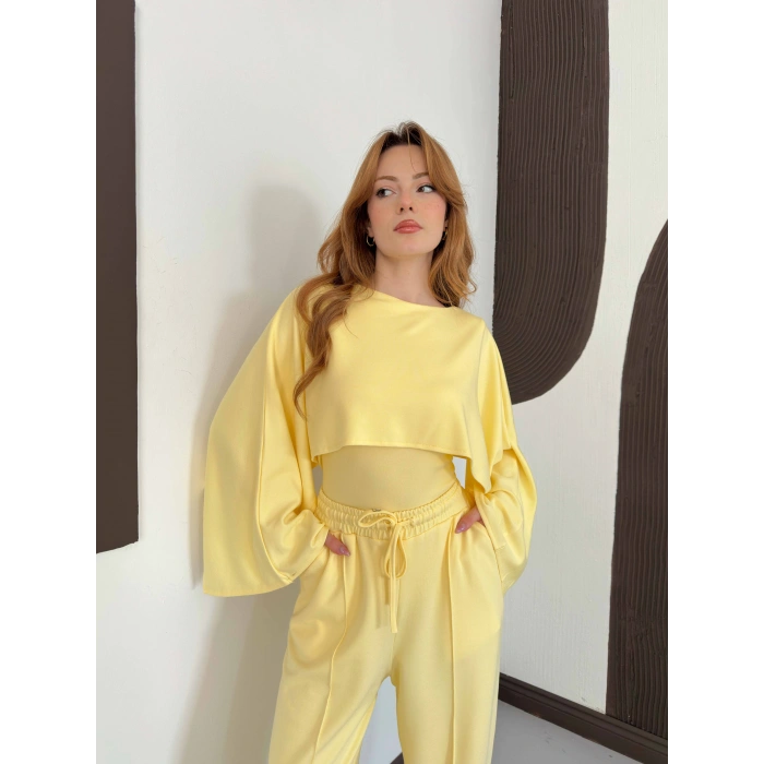 Pelerin Detaylı Bluz Bel Lastikli Pantolon Takım Sarı
