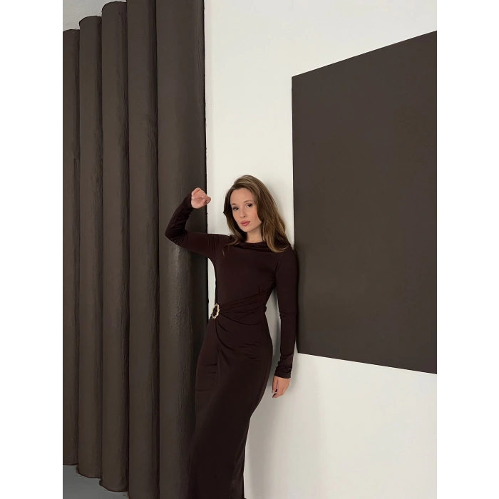 Aksesuar Detaylı Sandy Uzun Elbise Acı Kahve