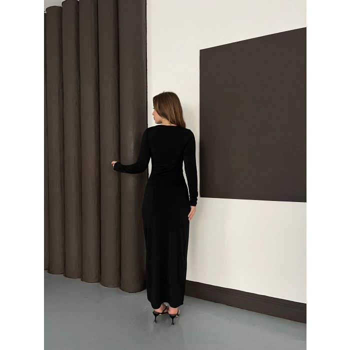 Aksesuar Detaylı Sandy Uzun Elbise Siyah