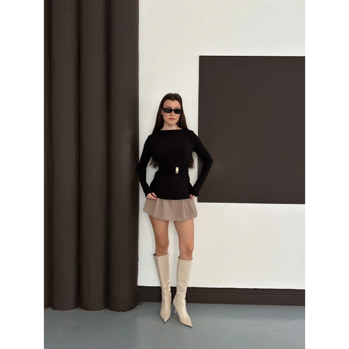 Aksesuar Detaylı Tasarım Bluz Siyah