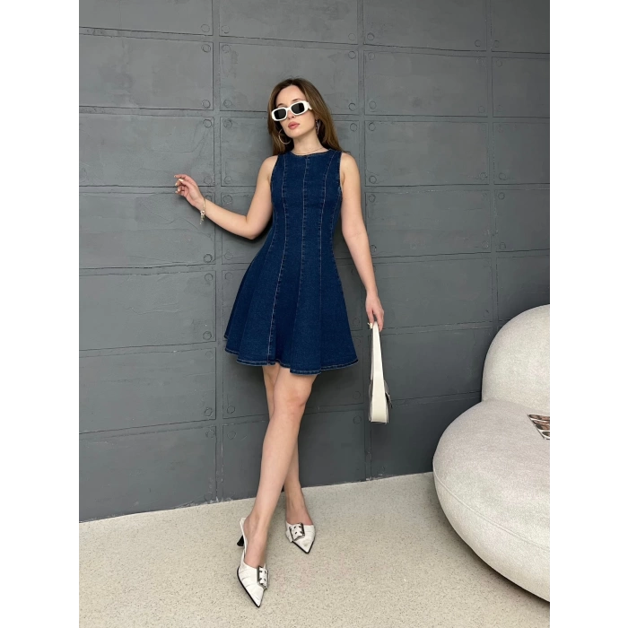 Arka Fermuar Detaylı Denim Elbise