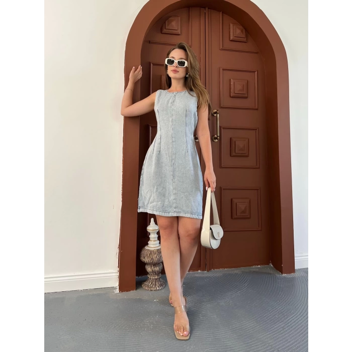 Arka Fermuar Detaylı Denim Elbise
