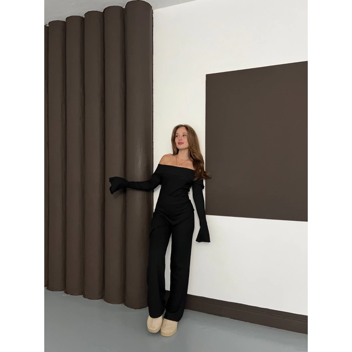 Asimetrik Madonna Yaka Takım Siyah