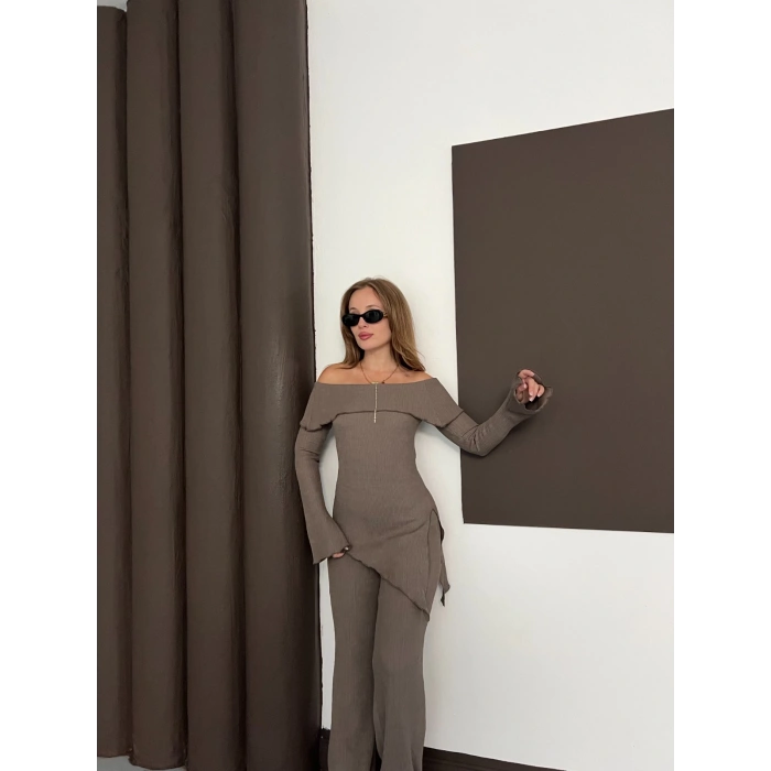 Asimetrik Madonna Yaka Takım Vizon