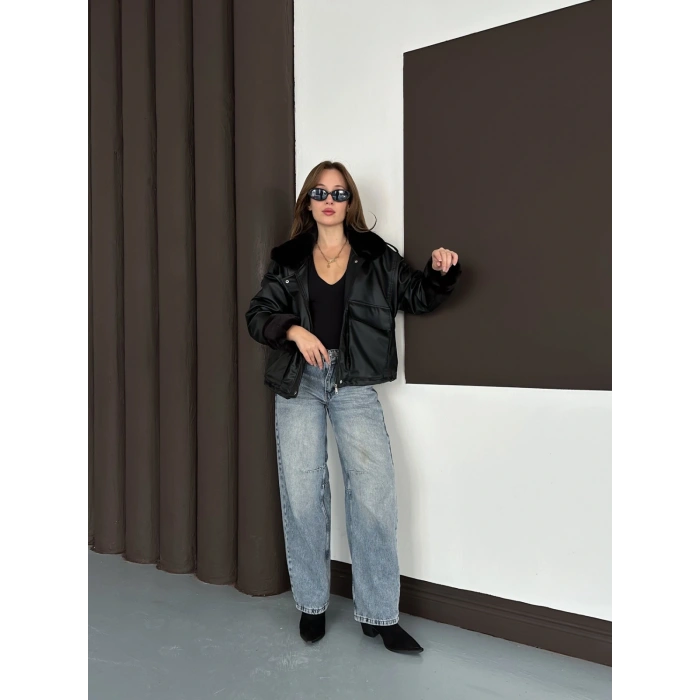 Astar Peluş Detaylı Deri Ceket Siyah