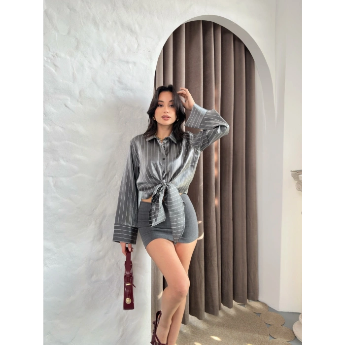 Bağlama Detaylı Çizgili Crop Gömlek Gri