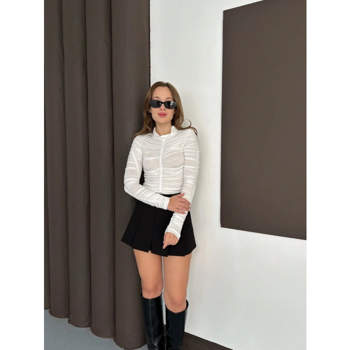 Büzgü Detay Sandy Bluz Beyaz