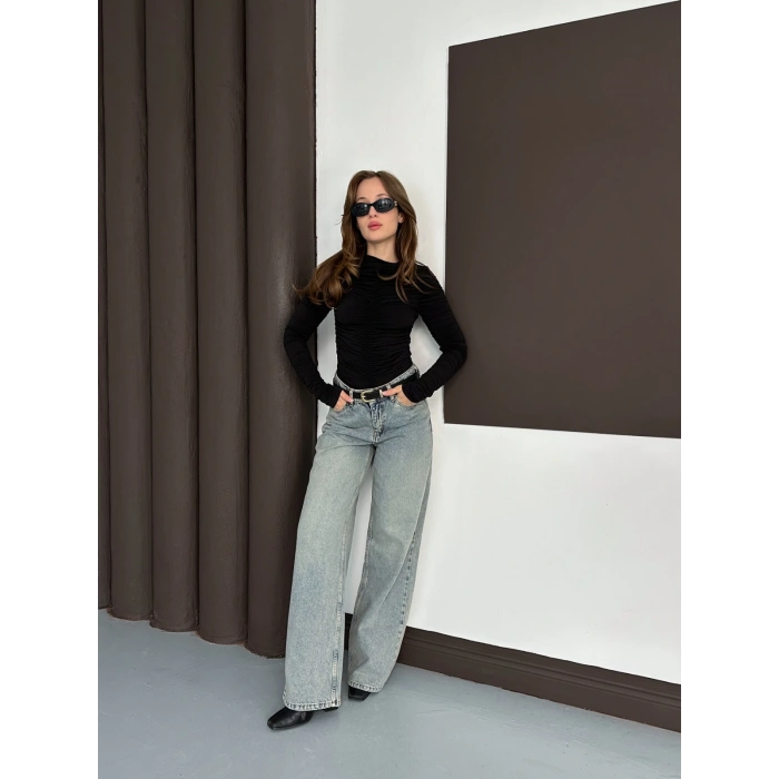 Büzgü Detay Sandy Bluz Siyah