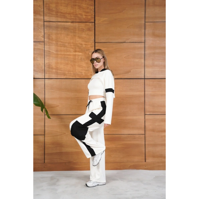 Cep Detaylı Özel Tasarım Eşofman Takımı Beyaz - Siyah