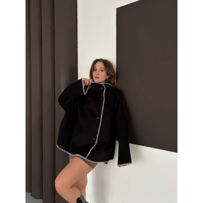 Çoban Dikiş Detaylı Boğazlı Kaşe Kaban Siyah