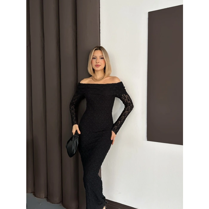 Dantel Madonna Yaka Elbise Siyah