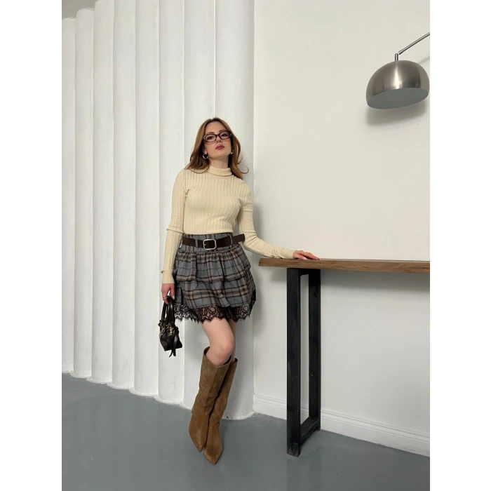 Dantelli Kemer Detaylı Ekose Mini Etek Gri