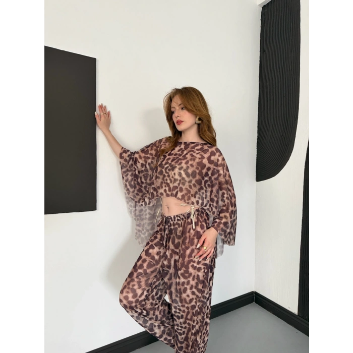Dijital Baskı Asimetrik Bikini Üstü Takım Leopar