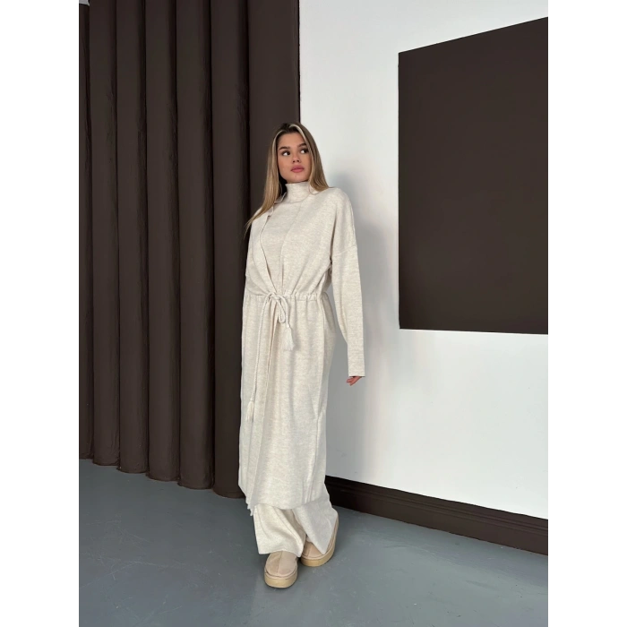 Dik Yaka Hırkalı Üçlü Set Bej