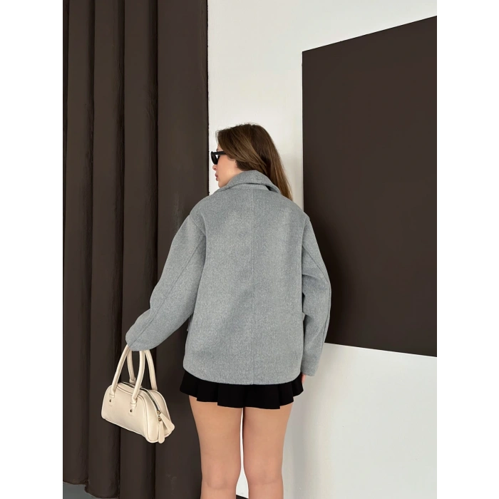 Düğme Detay Kısa Kaşe Ceket Gri