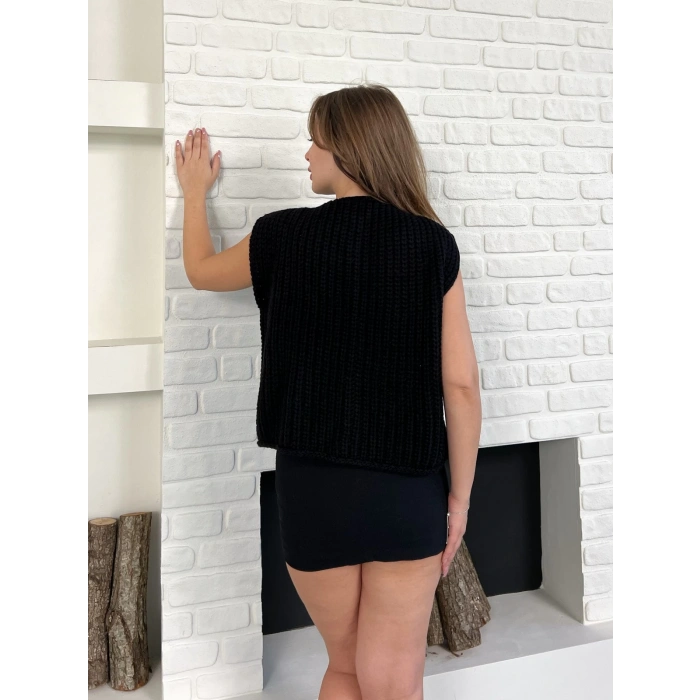 Düğme Detay Triko Yelek Siyah