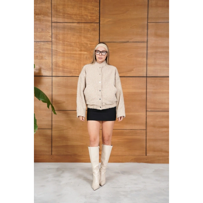 Düğme Detaylı Cepli Bomber Kaşe Ceket Bej