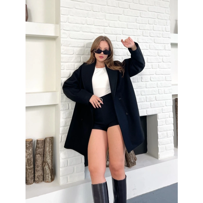 Düğme Detaylı Kaşe Ceket Siyah