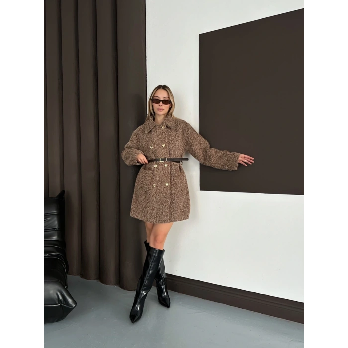 Düğme Detaylı Kemerli Tüylü Kumaş Kaban Kahverengi