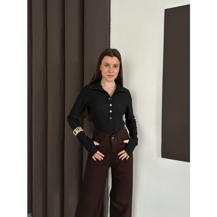 Düğme Detaylı Parmak Geçmeli Bluz Siyah