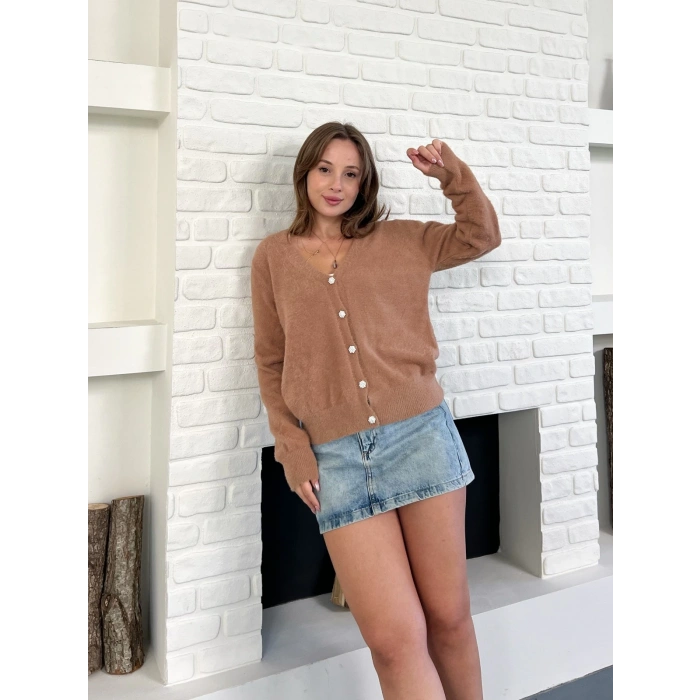 Düğme Detaylı Yumoş Hırka Kahve