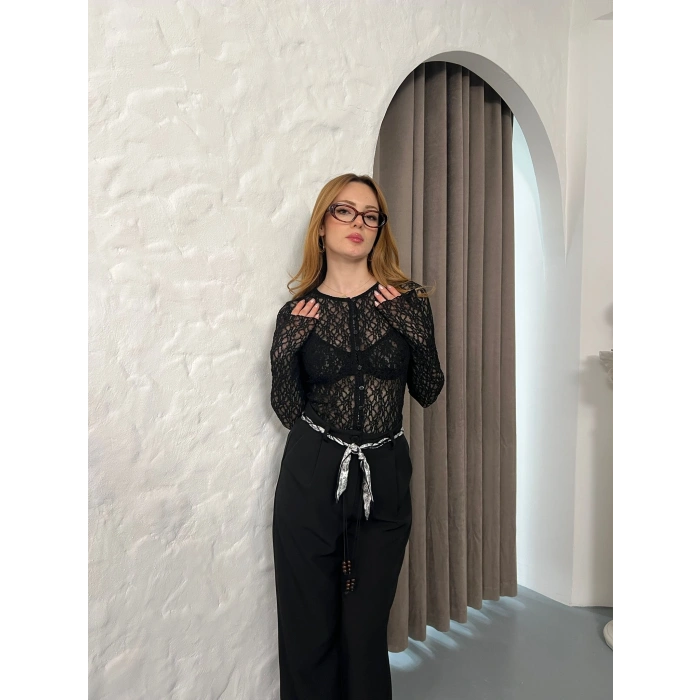 Düğmeli Transparan Bluz Siyah