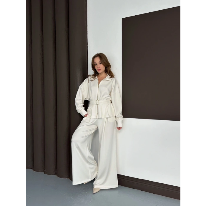 Fermuarlı Kemer Detaylı İkili Takım Beyaz