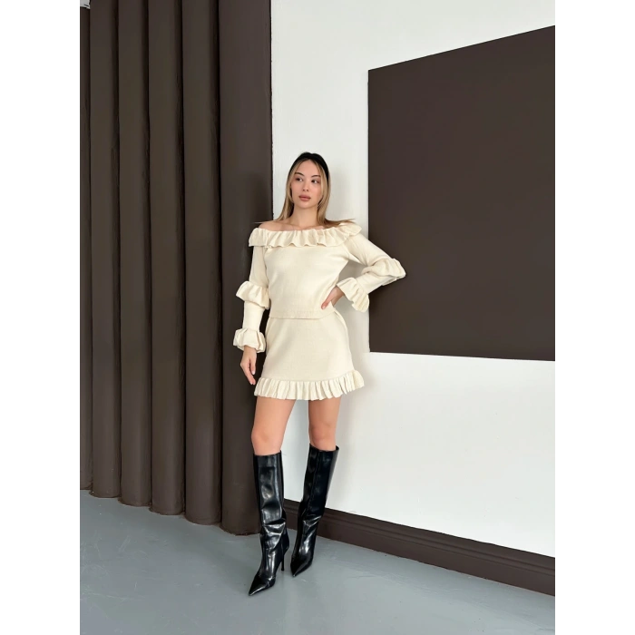 Fırfır Detay Triko İkili Takım Ekru