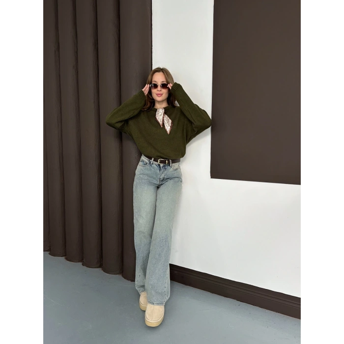 Fular Detaylı Triko Kazak Yeşil