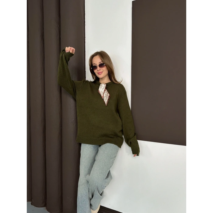 Fular Detaylı Triko Kazak Yeşil