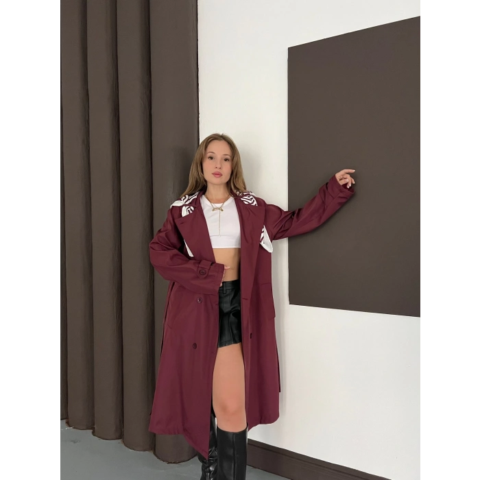 Fular Detaylı Uzun Trençkot Bordo