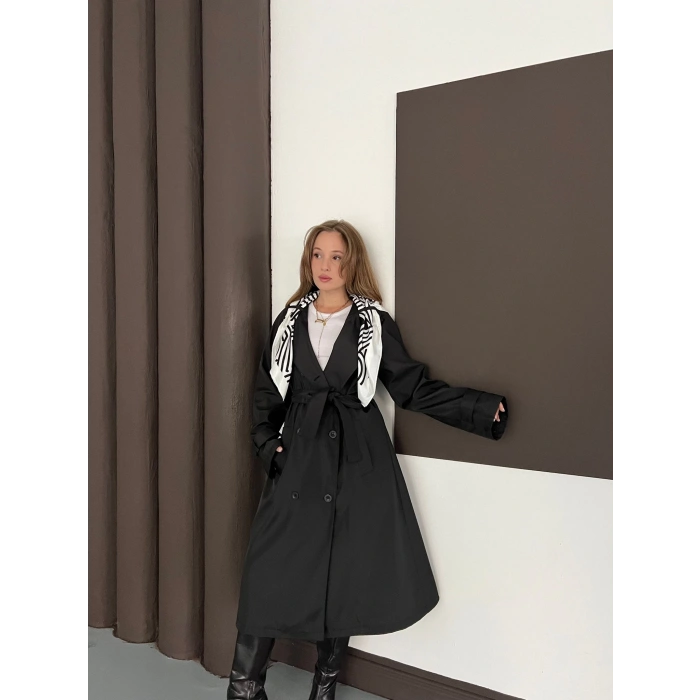 Fular Detaylı Uzun Trençkot Siyah