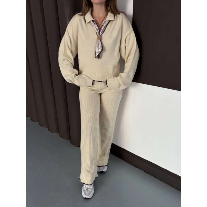 Fularlı Çoban Dikiş Triko Takım Bej