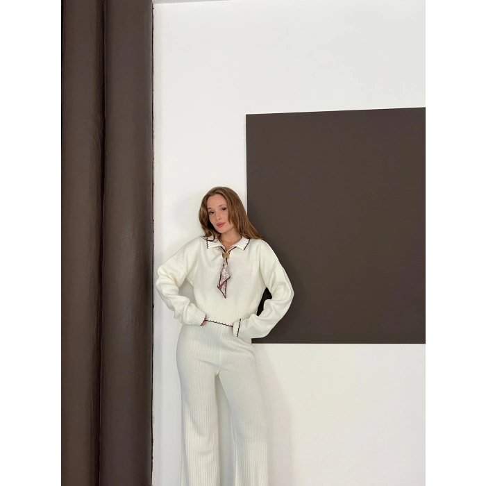 Fularlı Çoban Dikiş Triko Takım Ekru