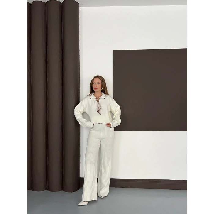 Fularlı Çoban Dikiş Triko Takım Ekru