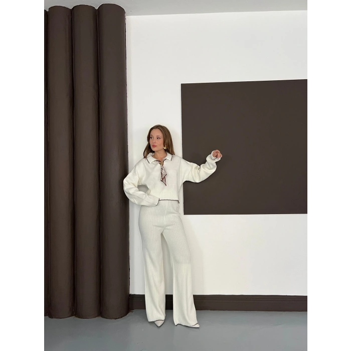 Fularlı Çoban Dikiş Triko Takım Ekru