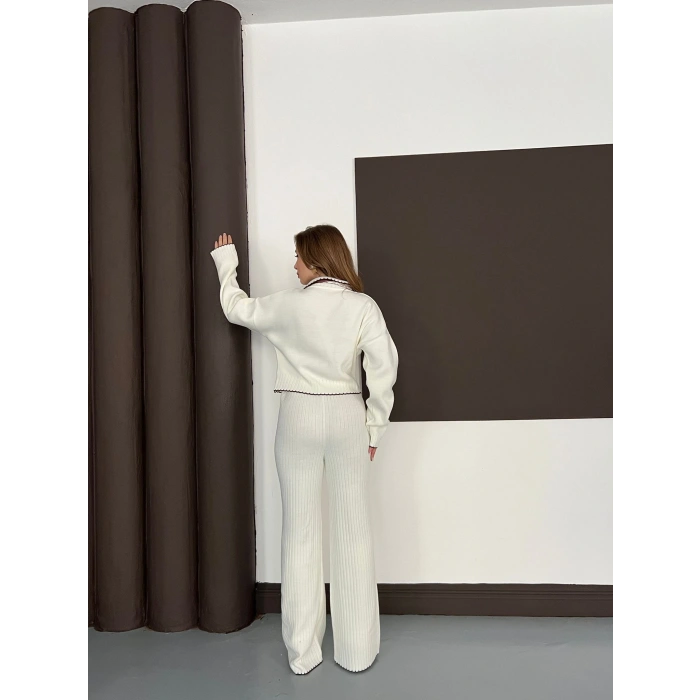 Fularlı Çoban Dikiş Triko Takım Ekru