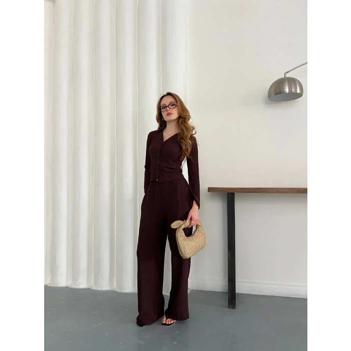 Gofre Kumaş Gömlekli Takım Acı Kahve