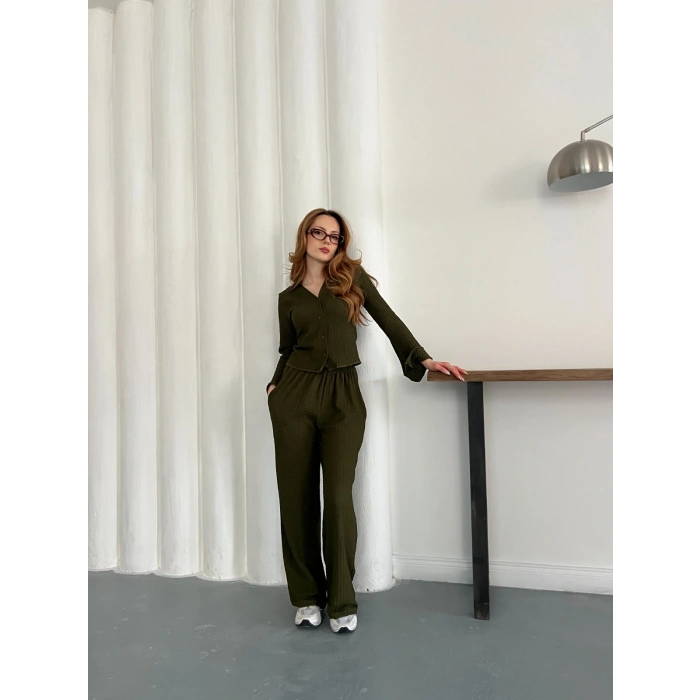 Gofre Kumaş Gömlekli Takım Yeşil