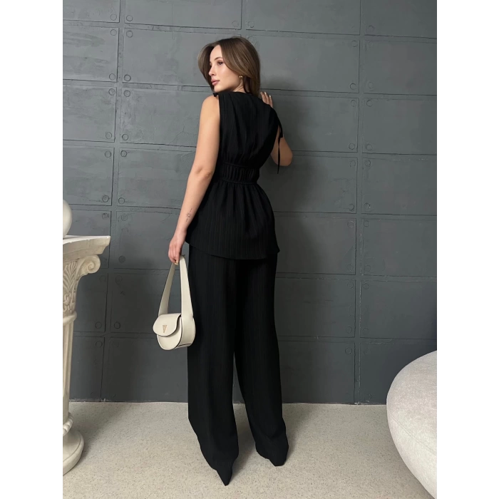 Gofre Kumaş Omuz İp Detaylı Takım Siyah