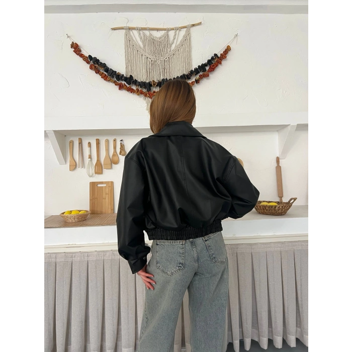 İçi Peluşlu Bel Lastikli Deri Ceket Siyah