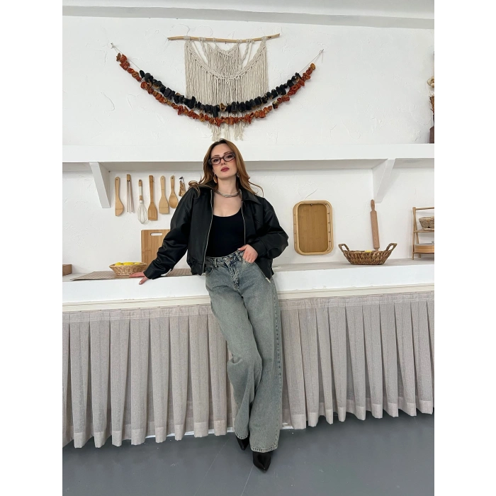 İçi Peluşlu Bel Lastikli Deri Ceket Siyah