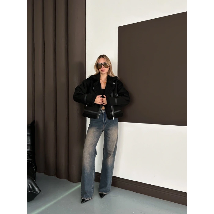 İçi Peluşlu Lamine Ceket Siyah