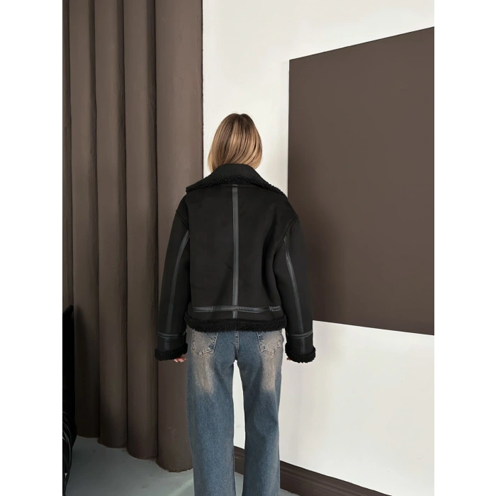 İçi Peluşlu Lamine Ceket Siyah