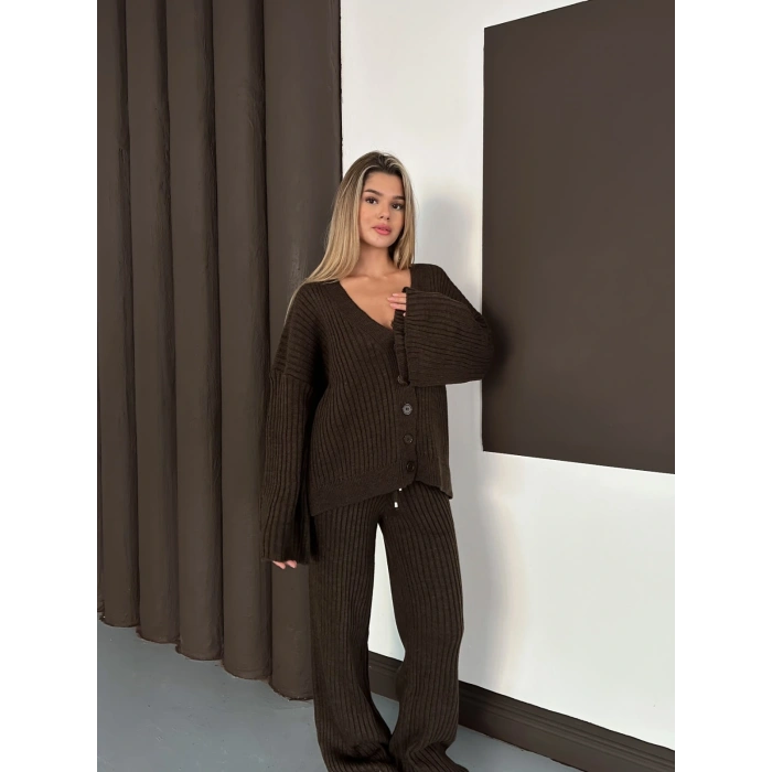 İspanyol Kol Düğme Detaylı Hırkalı Takım Acı Kahve