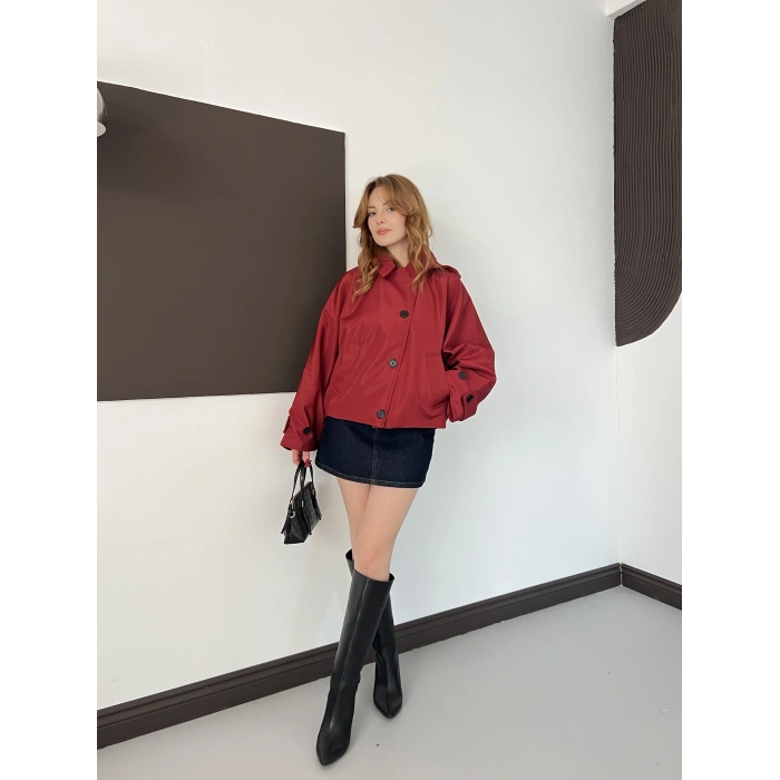 Kapüşon Detaylı Apoletli Kısa Trenc Ceket Bordo