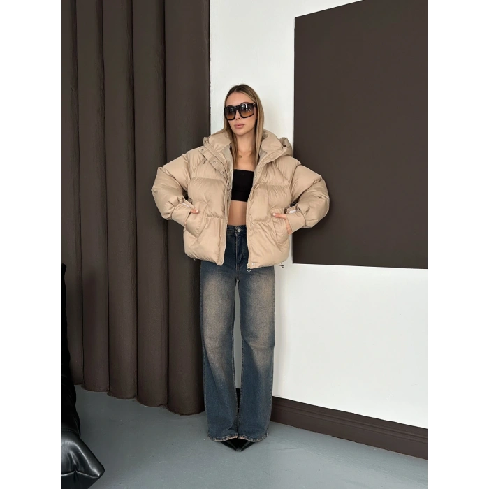 Kapüşonlu Şişme Kısa Mont Bej