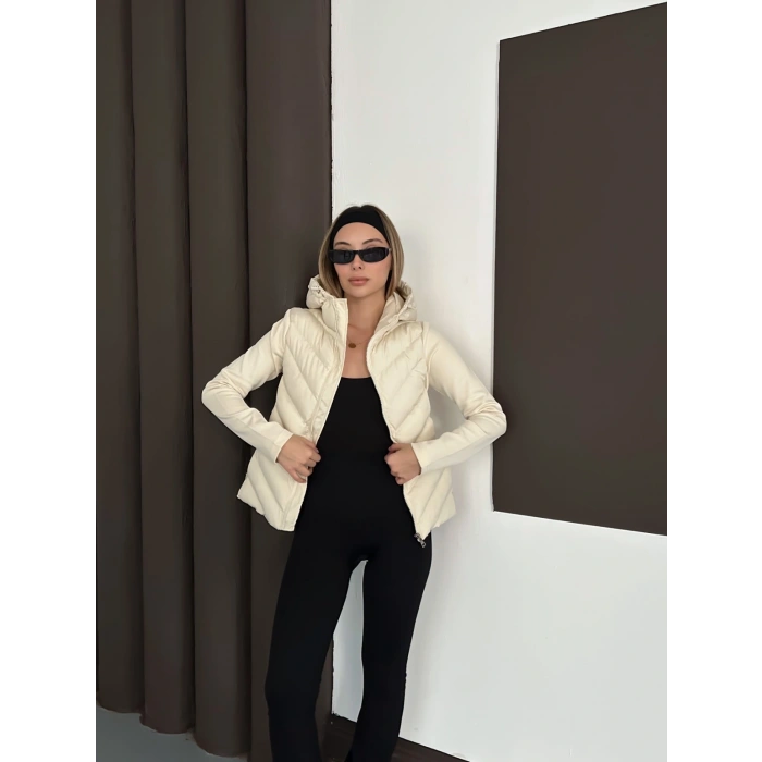 Kapüşonlu Şişme Mont Ekru